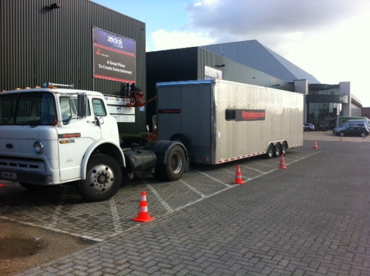 macadamcar-areoport-eric-ramzy-la-tour-de-controle-infernale-tournage-2