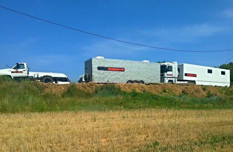 macadamcar-le-mal-de-pierres-haute-provence-1